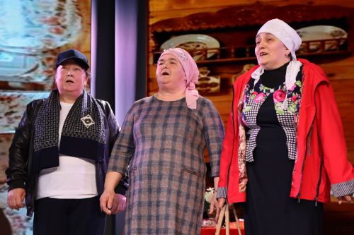 Комедии «Күрәзәче Зөлфирә» и «Кайнана»