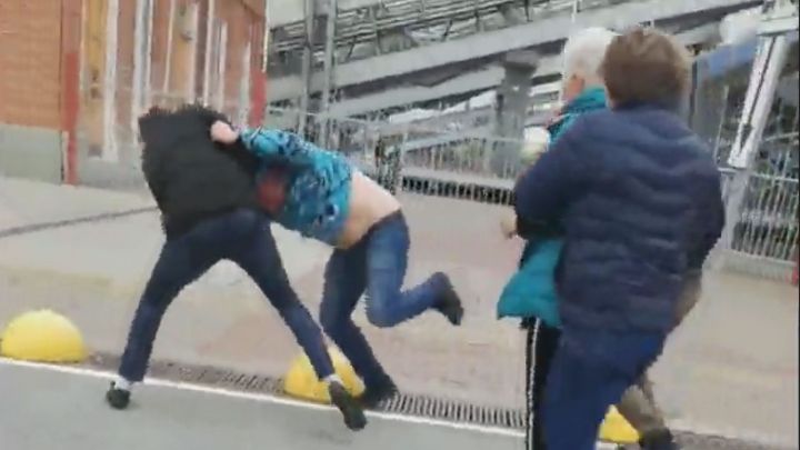 Участники драки у вокзала в Казани обратились с заявлениями в полицию