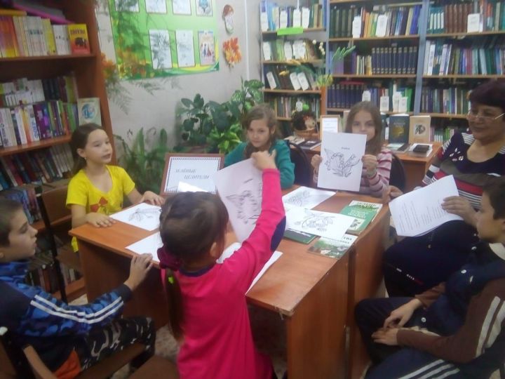 В Кряш-Сердинской сельской библиотеке прошел практический урок "Зелёные целители"