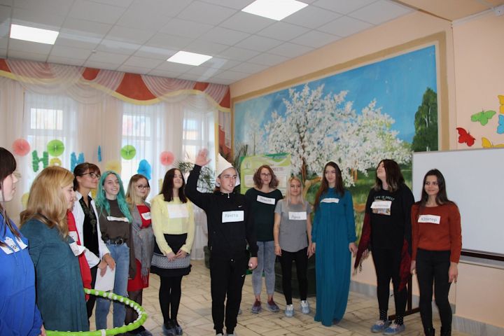 Волонтеры из Казанской госакадемии ветеринарной медицины в Пестречинском приюте