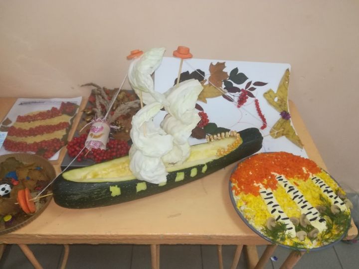 В Богородской сельской школе продолжается осенние праздники
