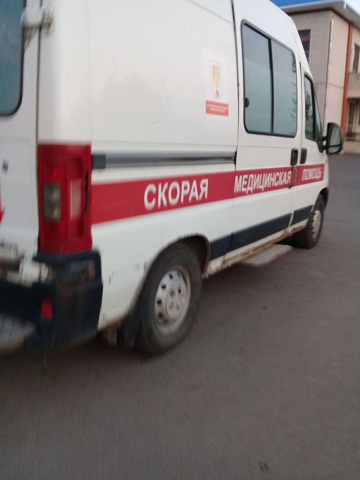 В Татарстане на школьника упали футбольные ворота