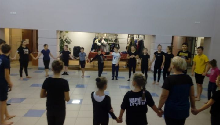 В Кощаковском сельском доме культуры прошла танцевально-игровая программа