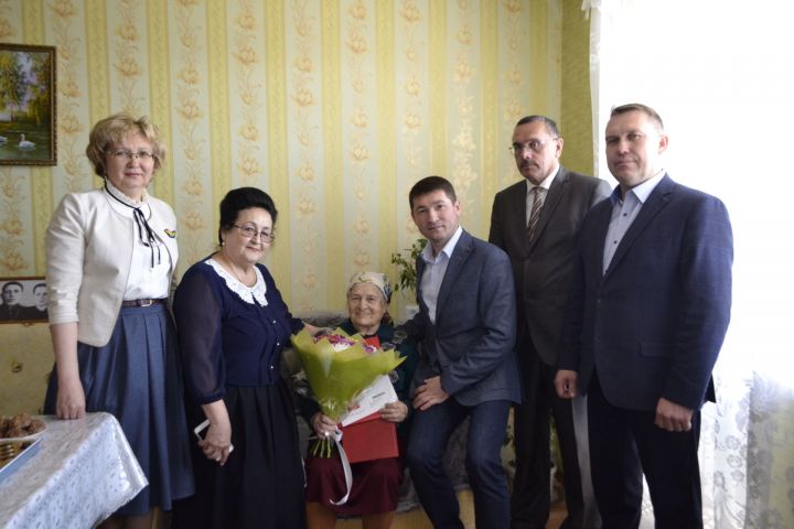 Жительница села Пестрецы Пелагея Курицына отметила 90-летний юбилей
