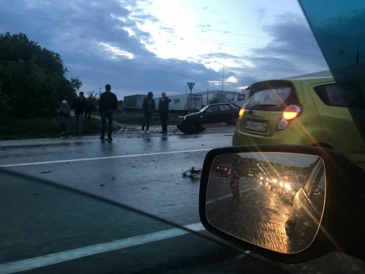 В Пестречинском районе столкнулись три автомобиля