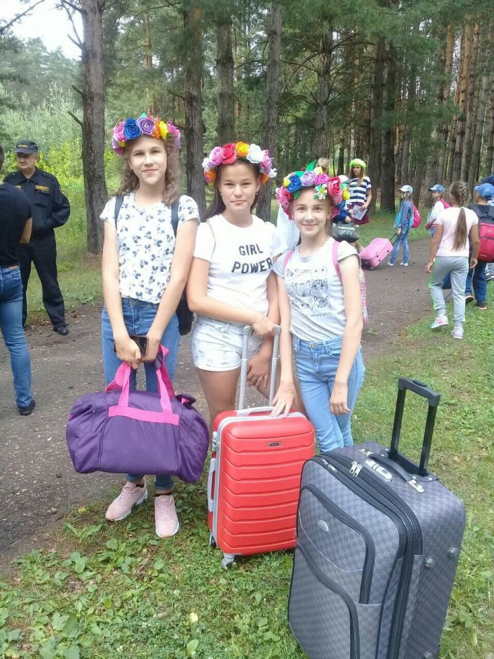 Хореографический коллектив "СоКуРеТа" отдыхает в лагере «Костер»