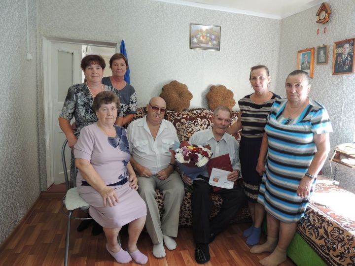 Сегодня свой 95-й день рождения отмечает один из самых старших ветеранов нашего района, Токранов Илья Иосифович!