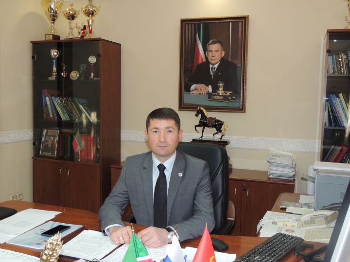 Поздравление главы Пестречинского района Ильхама Кашапова с праздником Курбан-байрам