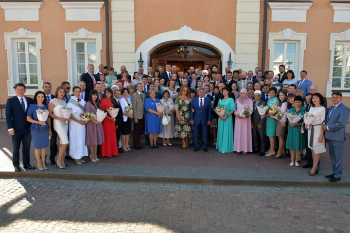 Семью из Пестрецов пригласили на торжественный прием в казанский Кремль