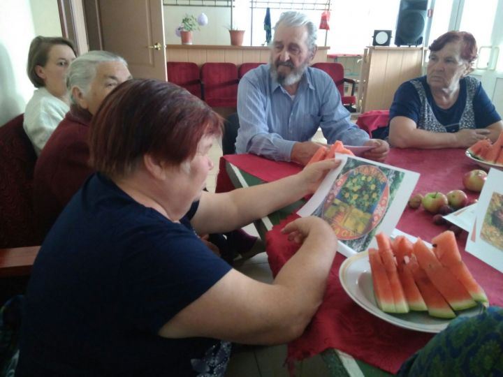 В селе Кулаево прошли фольклорные посиделки «Праздник трех великих Спасов»