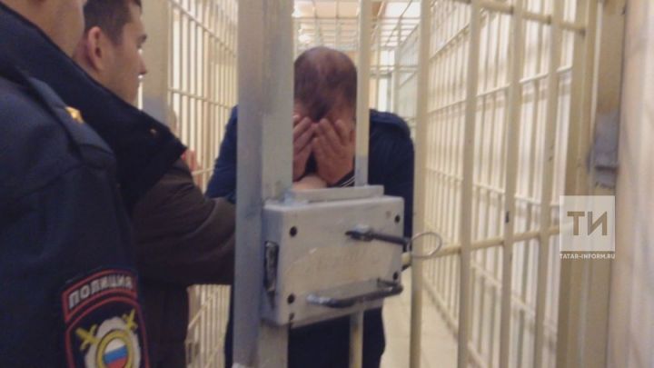 В Казани суд арестовал мужчину, избившего подростка-инвалида