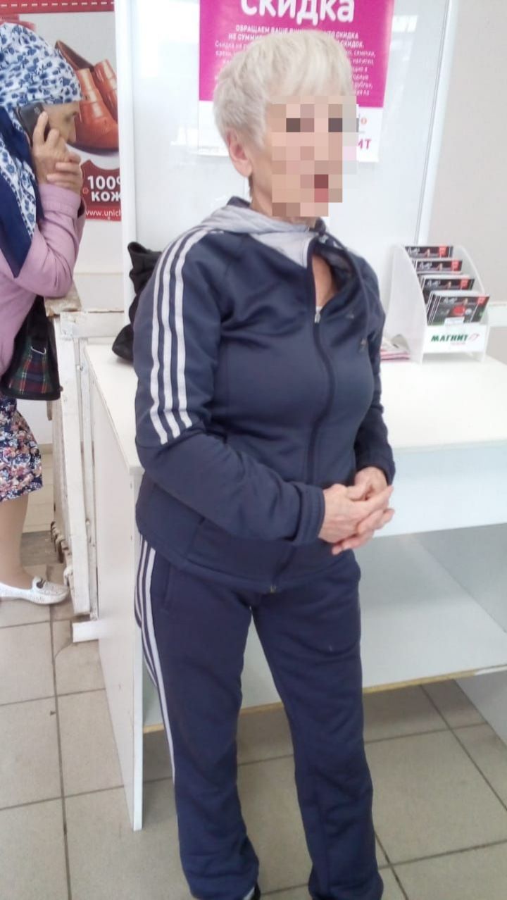 Престарелую жительницу Татарстана задержали за кражу чужой сумки из камеры хранения в магазине