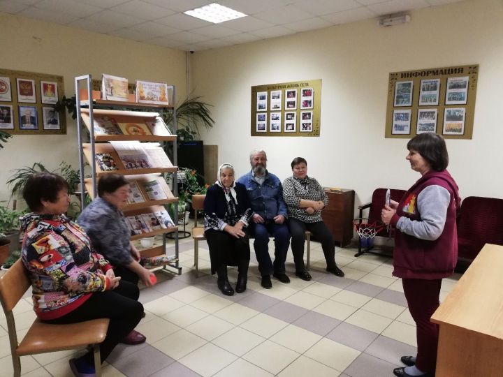 В Кулаевском сельском доме культуры состоялось открытие декады пожилых людей