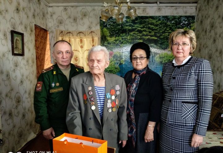 Участник войны из Пестрецов Николай Михайлович Михайлов встретил своё 99-летие