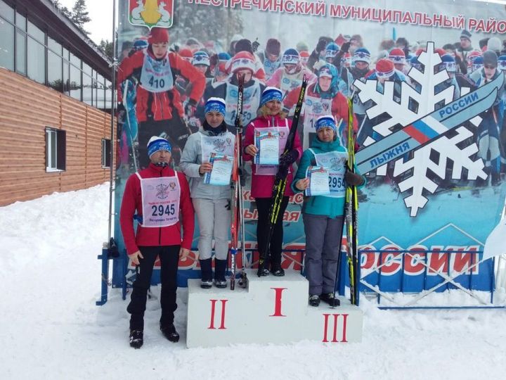 Более 700 детей и взрослых сегодня встали на лыжи в Пестречинском районе&nbsp;