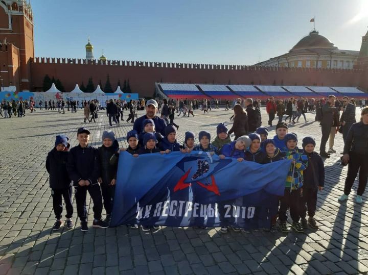 Команда юных хоккеистов находится на турнире в Москве