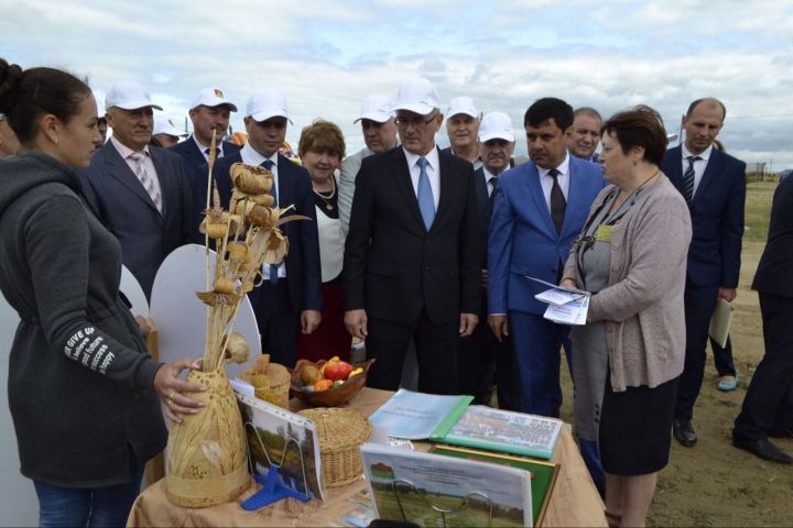Пестречинцы представили Татарстан в самом крупном селе Европы