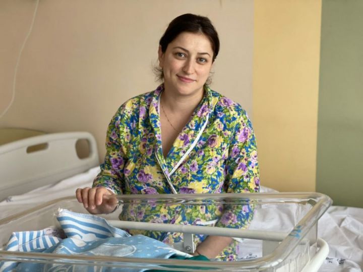 Жительница Татарстана за 11 месяцев родила дважды