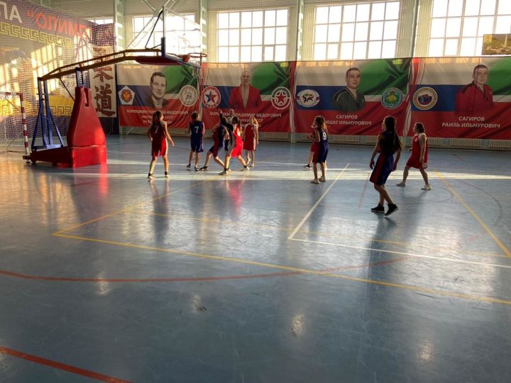 Пестречинская женская команда заняла 5 место в первенстве РТ по баскетболу