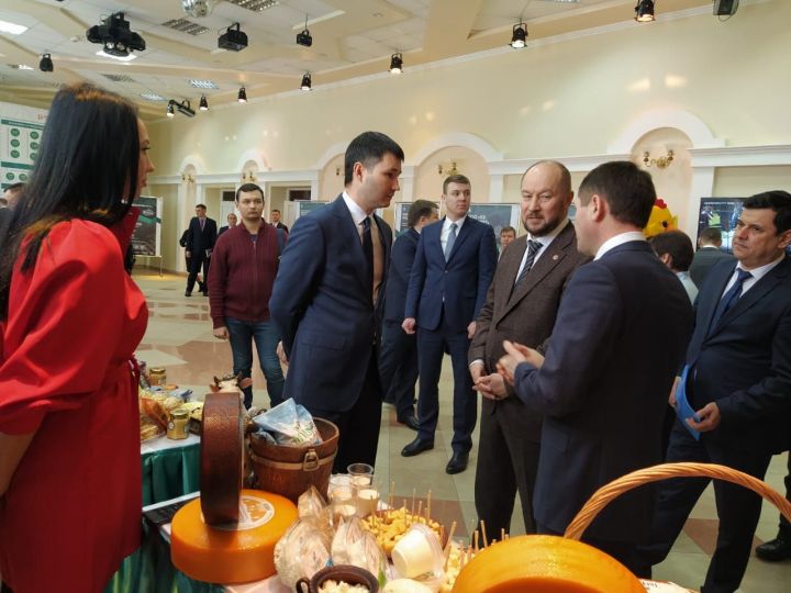 Пестречинский район с рабочим визитом посетил руководитель Аппарата Президента РТ Асгат Сафаров