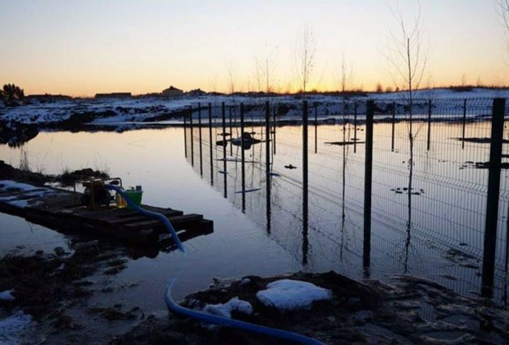 Талые воды затопили детский сад