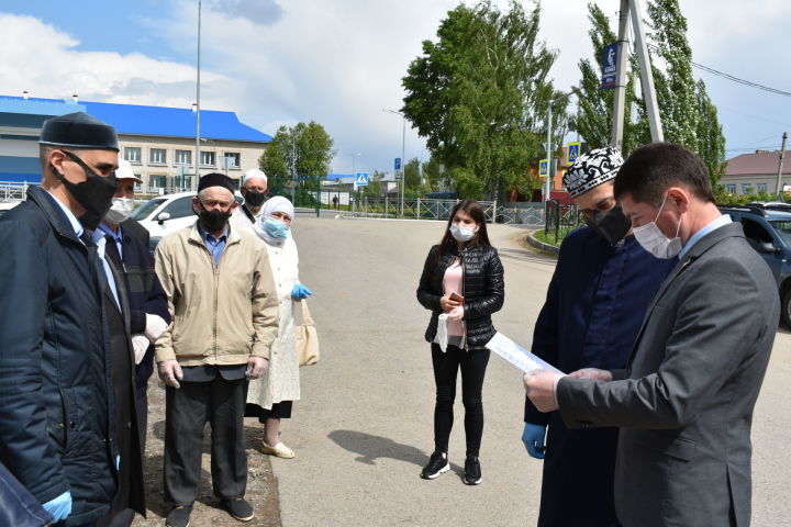 Питрәч районы хакимияте һәм мөхтәсибәте ярдәме белән 500 азык-төлек җыелмасы таратылды