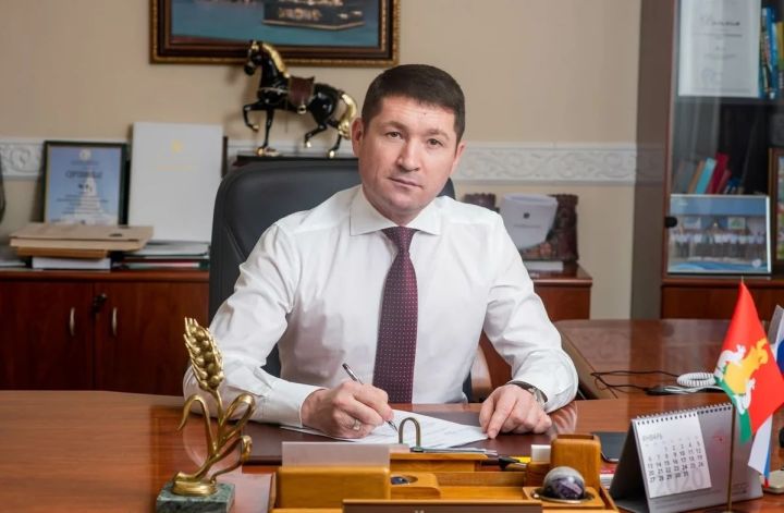 Поздравление главы Пестречинского муниципального района И.М.Кашапова со светлым и радостным праздником Ураза-байрам
