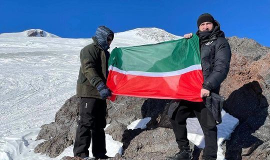 Муфтий Татарстана совершил восхождение на высоту около 5 тыс. метров