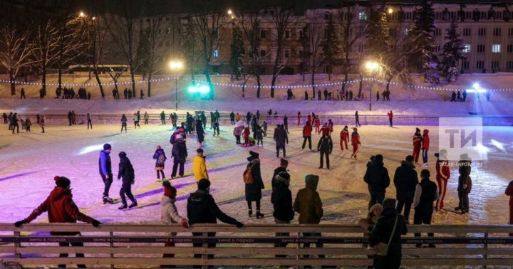 Рассказываем, где можно покататься на коньках в Казани
