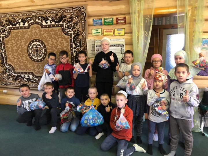 В Шалинской мечети собирают пластиковые крышки