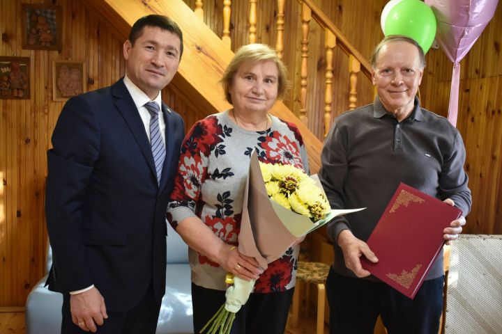 С днём рождения поздравили Почетного жителя Пестречинского района