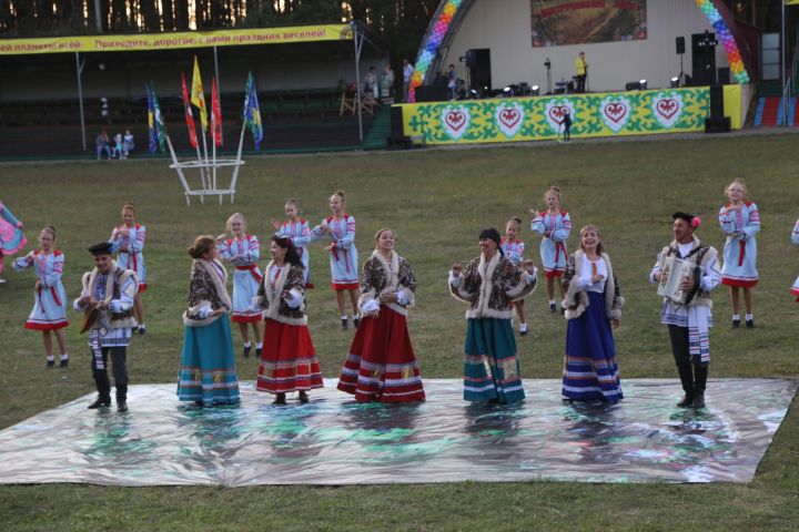 Пестречинский ансамбль стал лауреатом Республиканского этнокультурного фестиваля