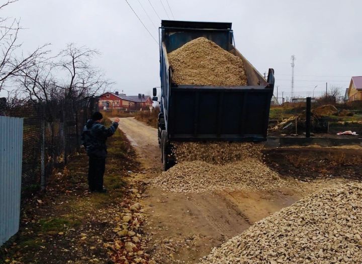 Пановка авылында юлларга вак таш җәелде