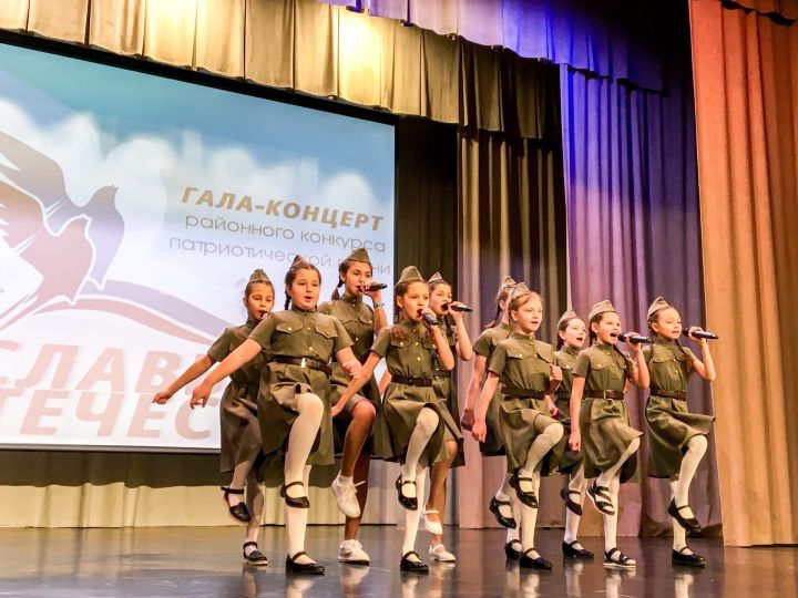 В Ленино-Кокушкино прошёл гала-концерт «Славься Отечество»