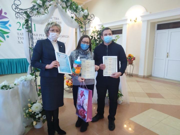 В отделе ЗАГС Пестречинского района зарегистрировали первых в этом году двойняшек