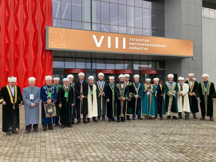 20 имам-хатыйбов Пестречинского района принимают участие на съезде Духовного управления мусульман