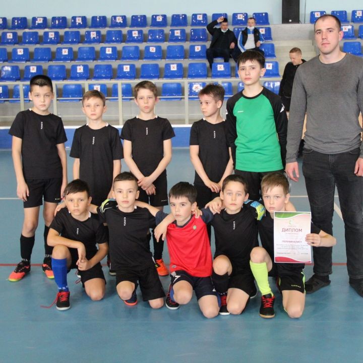 Пестречинские юноши заняли третье место в республиканском турнире по мини-футболу