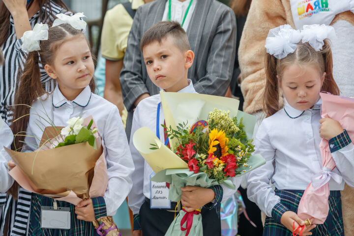 Татарстан мәктәпләрендә 1 сентябрь бәйрәменә кертелгән чикләүләр турында сөйләделәр