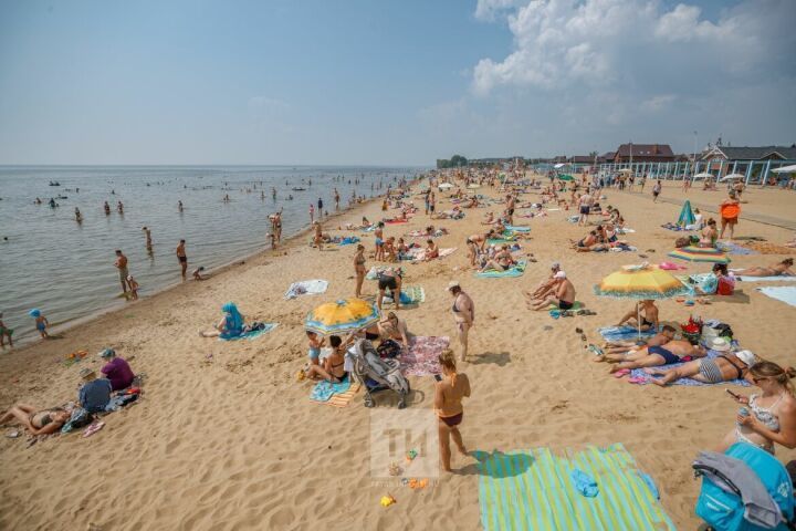 В Роспотребнадзоре назвали шесть пляжей Татарстана, где купаться опасно