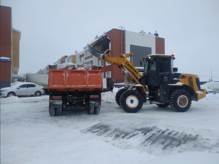 В ЖК «Царево Вилладж» за 10 дней января вывезли 2640 кубометров снега
