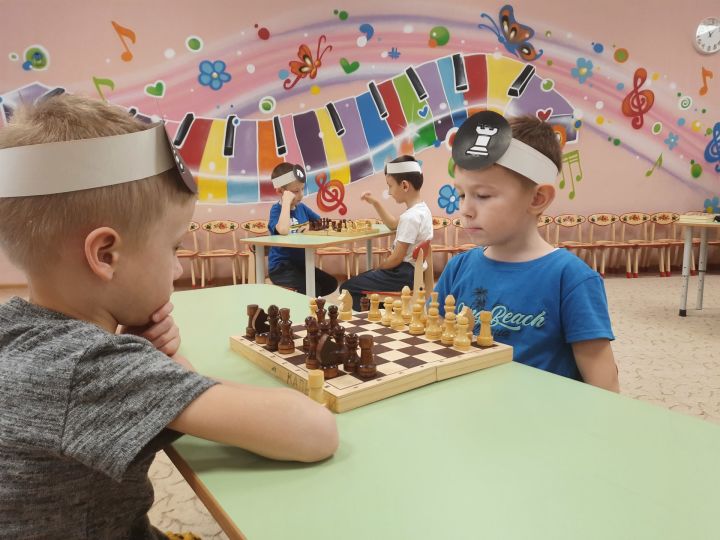 Шашки и шахматы в детском саду: играем и развиваем интеллект