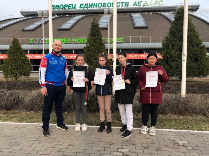 Пестречинские ученицы выступили на первенстве Татарстана по борьбе сумо