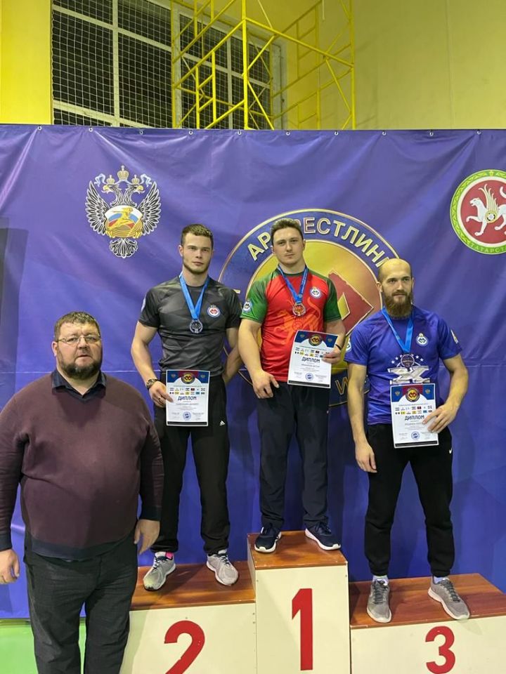 Пестречинцы стали чемпионами турнира по армспорту