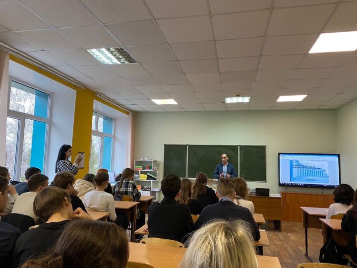 С пестречинскими старшеклассниками провели профориентационную беседу