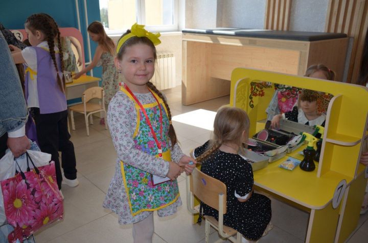 Яшь питрәчлеләр киләчәктә нинди һөнәр сайларга теләүләре турында сөйләделәр