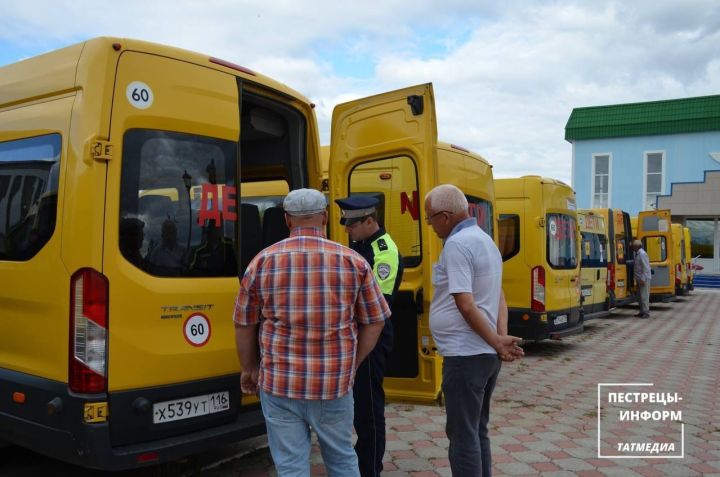 Автоинспекторы Пестречинского района проверили школьные автобусы