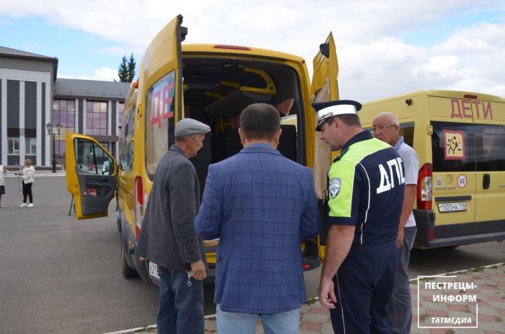 Автоинспекторы Пестречинского района проверили школьные автобусы