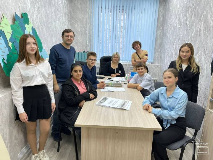 Пестречинские школьники из «Движения Первых» побывали в гостях у редакции