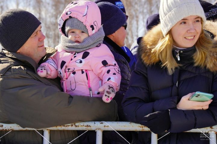 График выплаты пособий семьям с детьми скорректирован в ноябре в Татарстане