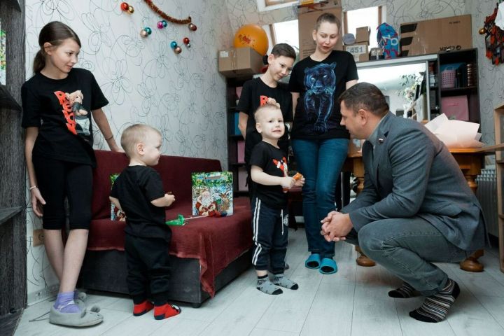 В Татарстане статус многодетной семьи будут присваивать бессрочно